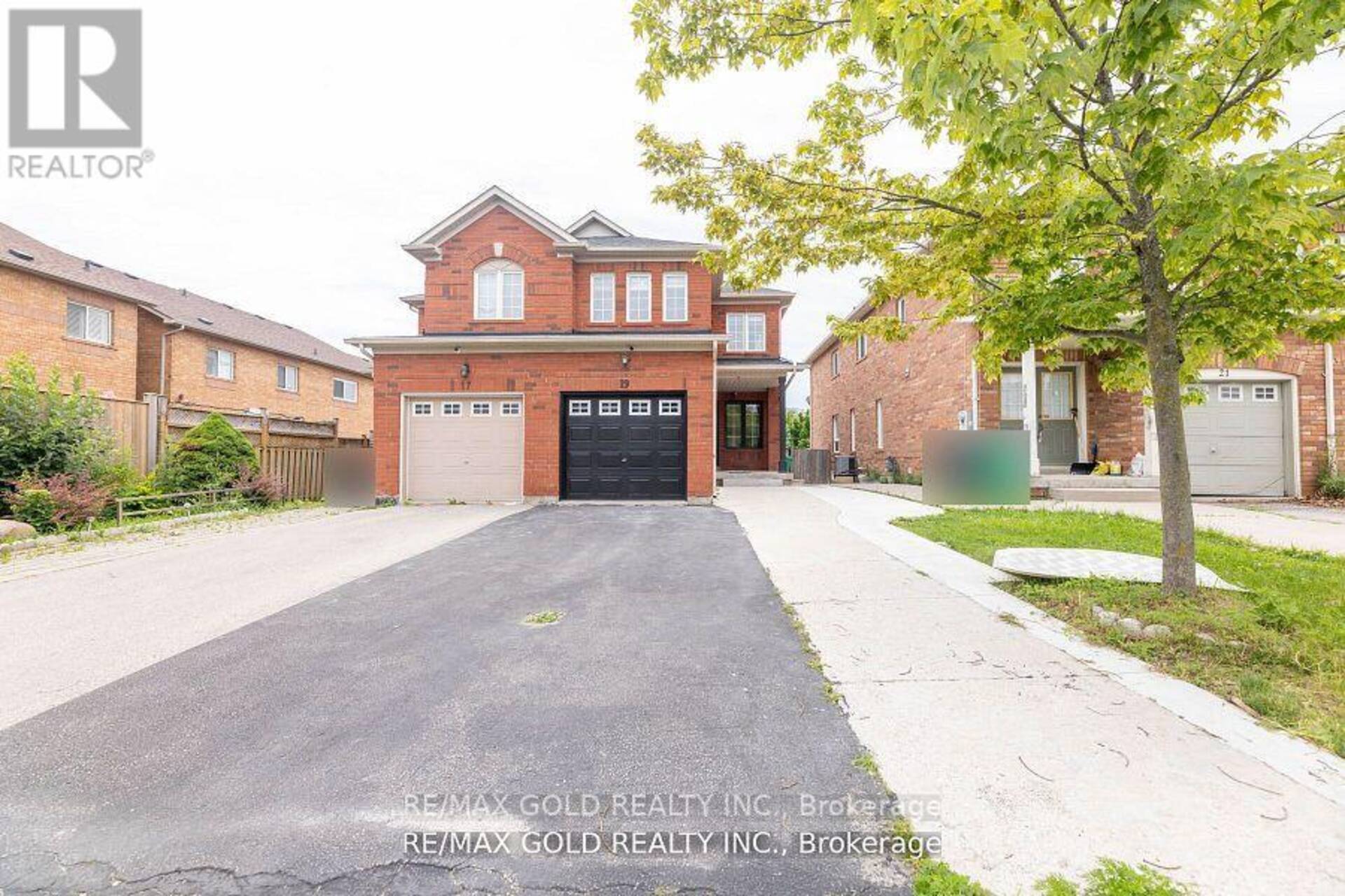 19 THUNDERBIRD TRAIL Brampton