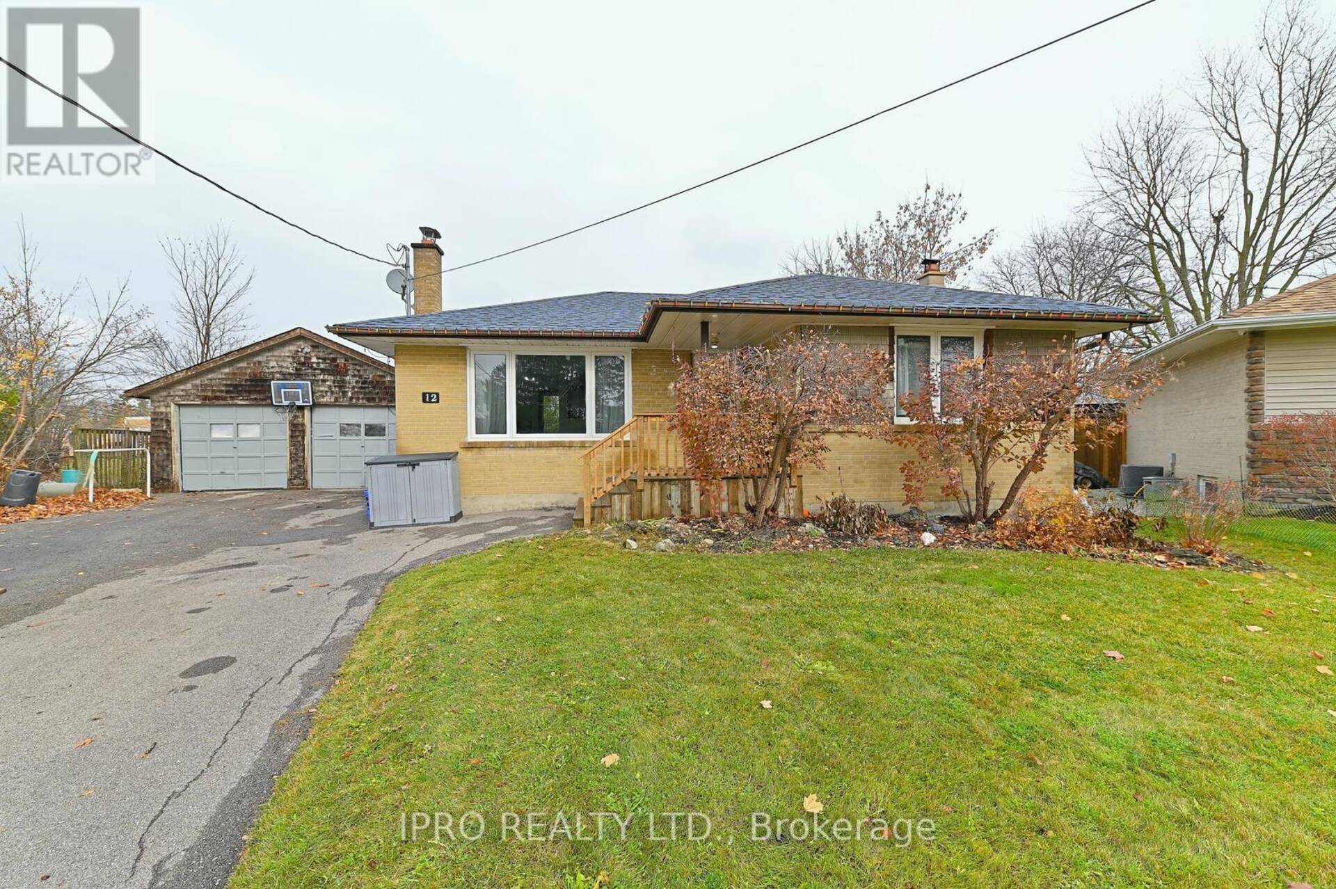 12 MACKENZIE DRIVE Halton Hills