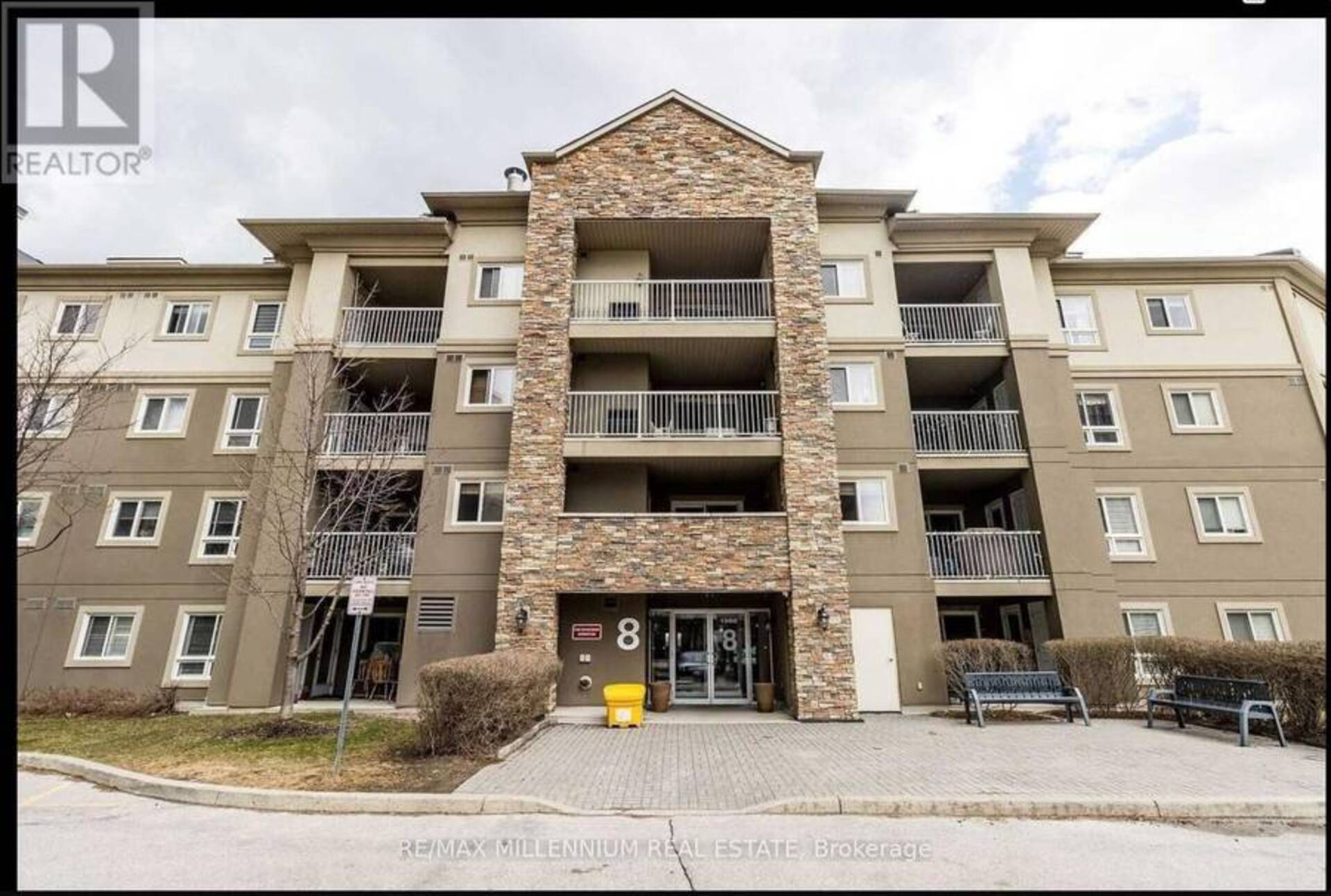 1422 - 8 DAYSPRING CIRCLE Brampton