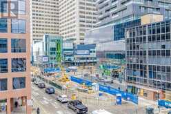 503 - 43 EGLINTON AVENUE E Toronto