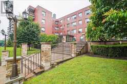 103 - 2550 BATHURST STREET Toronto