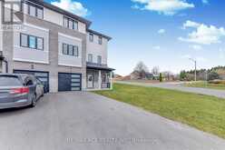 2 LAHEY CRESCENT Penetanguishene