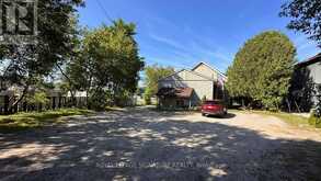 1040 MUSKOKA ROAD S Gravenhurst