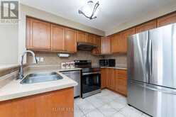 14 PASSFIELD TRAIL Brampton