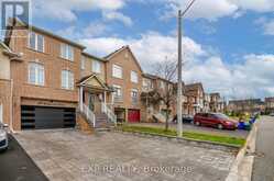 29 RUSTWOOD ROAD Vaughan