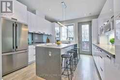 5 ALLEN AVENUE Toronto