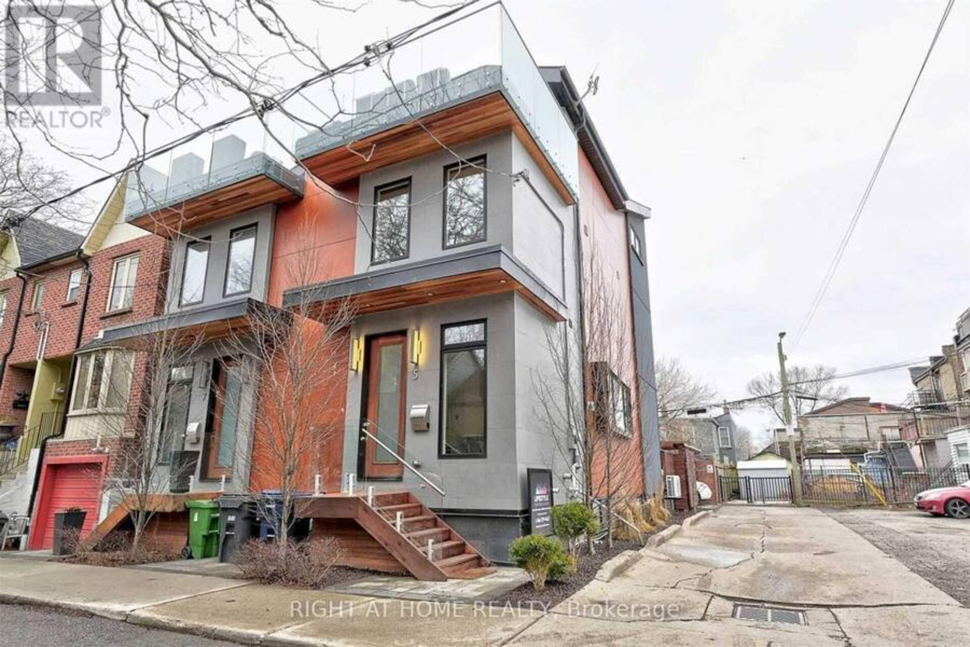 5 ALLEN AVENUE Toronto