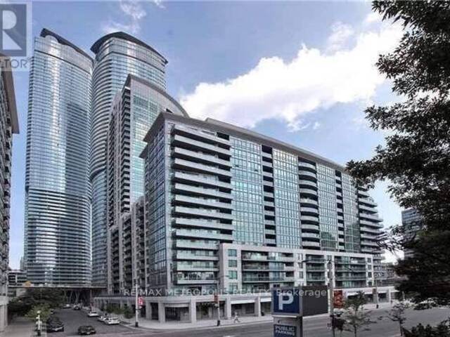 715 - 19 GRAND TRUNK CRESCENT Toronto Ontario