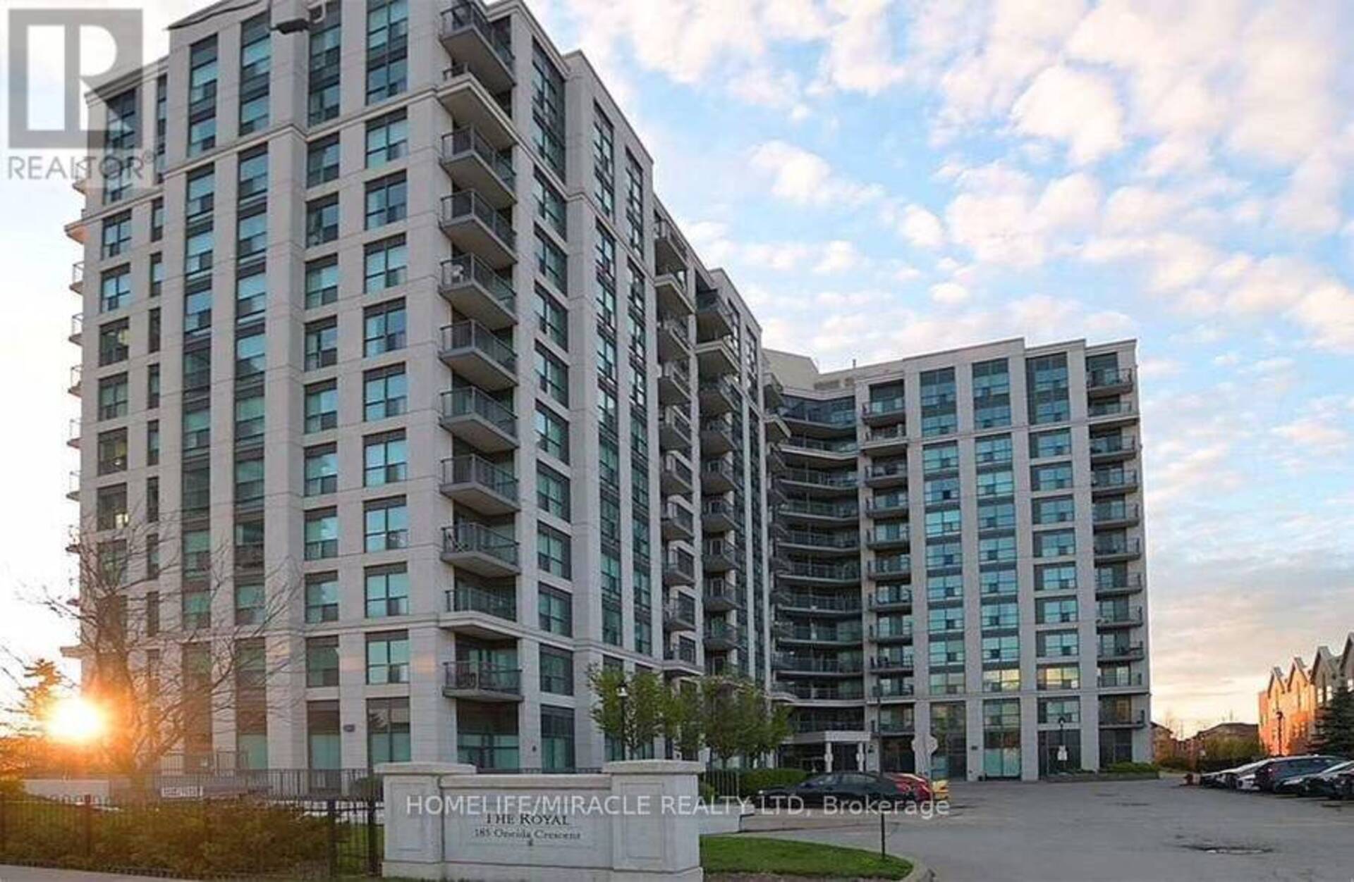 LPH9 - 185 ONEIDA CRESCENT Richmond Hill