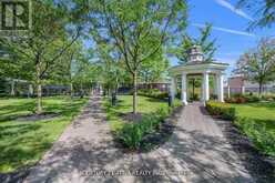 423 - 111 CIVIC SQUARE GATE Aurora