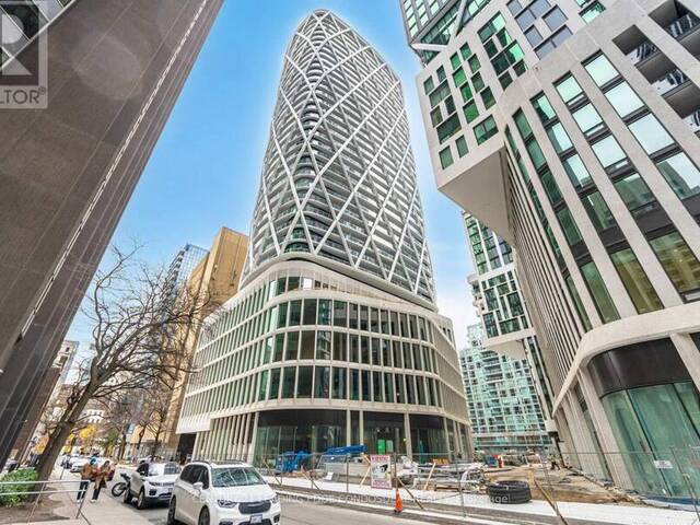 2220 - 230 SIMCOE STREET Toronto Ontario