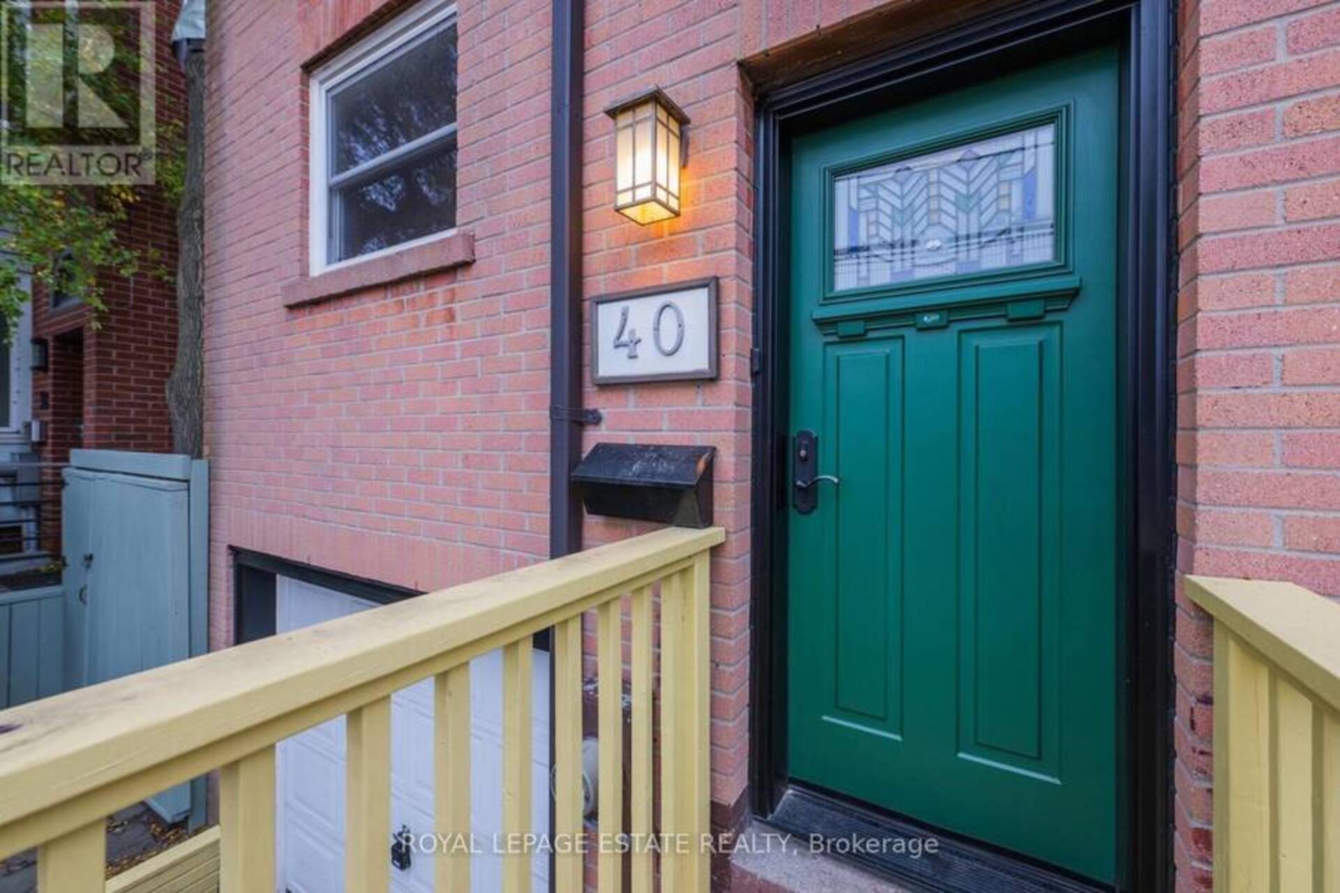 40 POULETT STREET Toronto