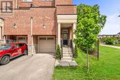 201 HARDING PARK STREET Newmarket