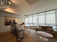 609 - 151 AVENUE ROAD Toronto