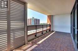 641 - 830 LAWRENCE AVENUE W Toronto