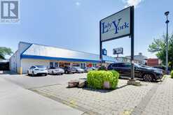 641 - 830 LAWRENCE AVENUE W Toronto