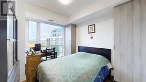 710 - 223 ST CLAIR AVENUE W Toronto