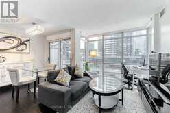 806 - 15 FORT YORK BOULEVARD Toronto