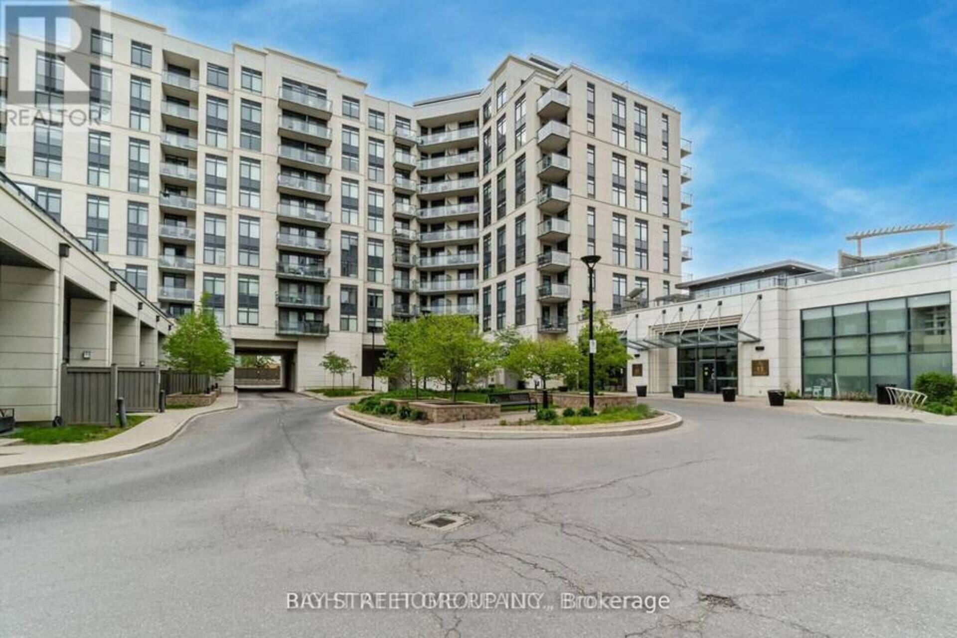 616 - 24 WOODSTREAM BOULEVARD W Vaughan