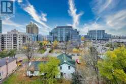 812 - 591 SHEPPARD AVENUE E Toronto