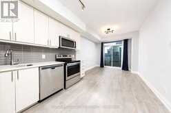 812 - 591 SHEPPARD AVENUE E Toronto