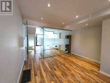 933 MOUNT PLEASANT ROAD Toronto