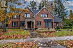 6 VERSAILLES COURT Toronto