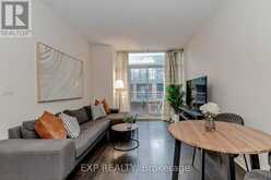 616 - 15 BRUYERES MEWS Toronto