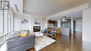 2803 - 180 UNIVERSITY AVENUE Toronto