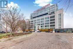 121 - 637 LAKE SHORE BOULEVARD W Toronto