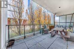 121 - 637 LAKE SHORE BOULEVARD W Toronto