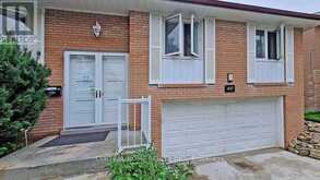 40 SUMNER HEIGHTS DRIVE Toronto