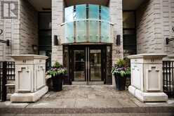 1702 - 35 HAYDEN STREET Toronto