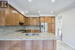 36 LEWIS AVENUE Bradford/West Gwillimbury