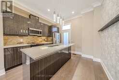 9124 BATHURST STREET Vaughan