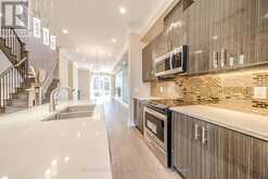 9124 BATHURST STREET Vaughan