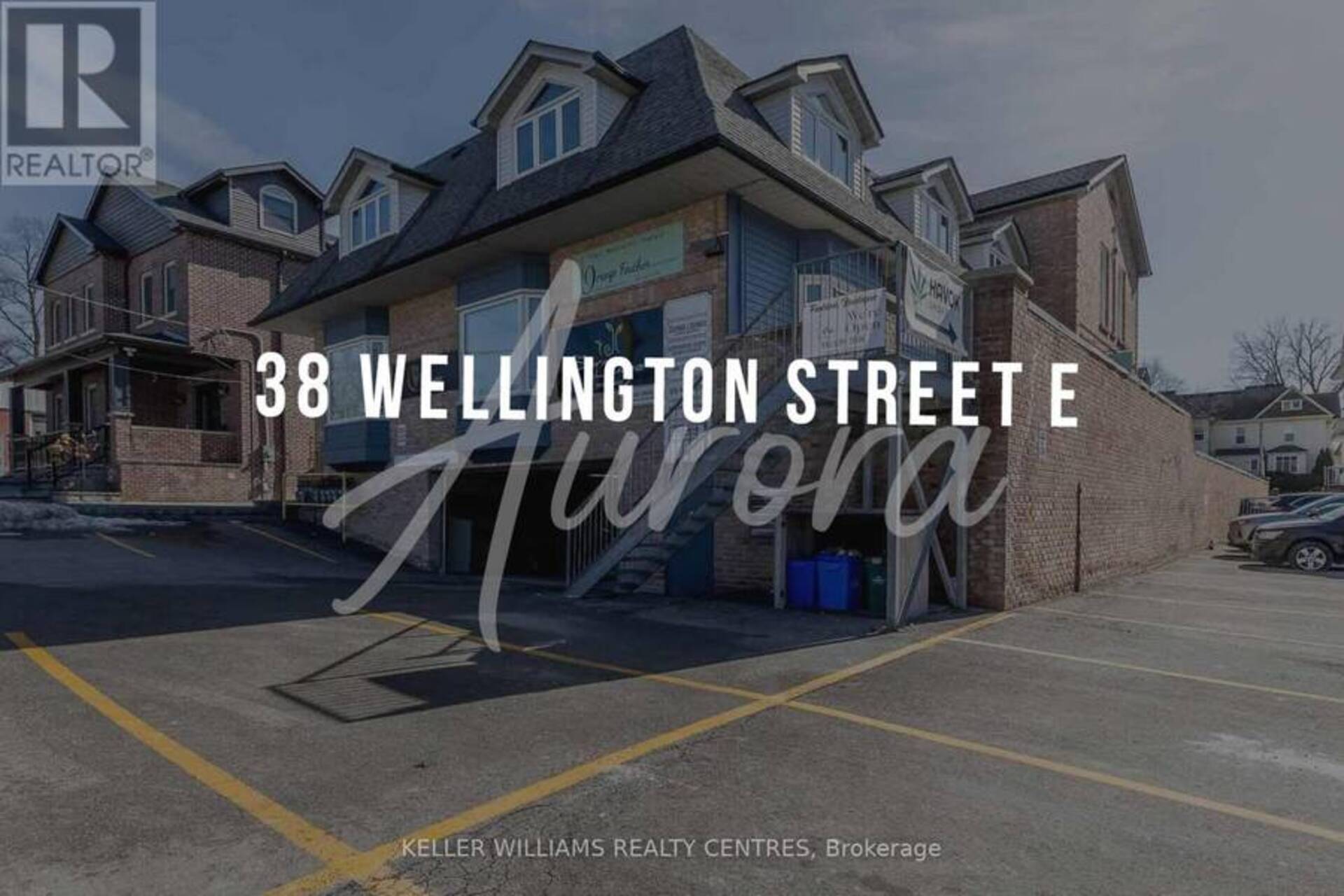 7C - 38 WELLINGTON STREET E Aurora