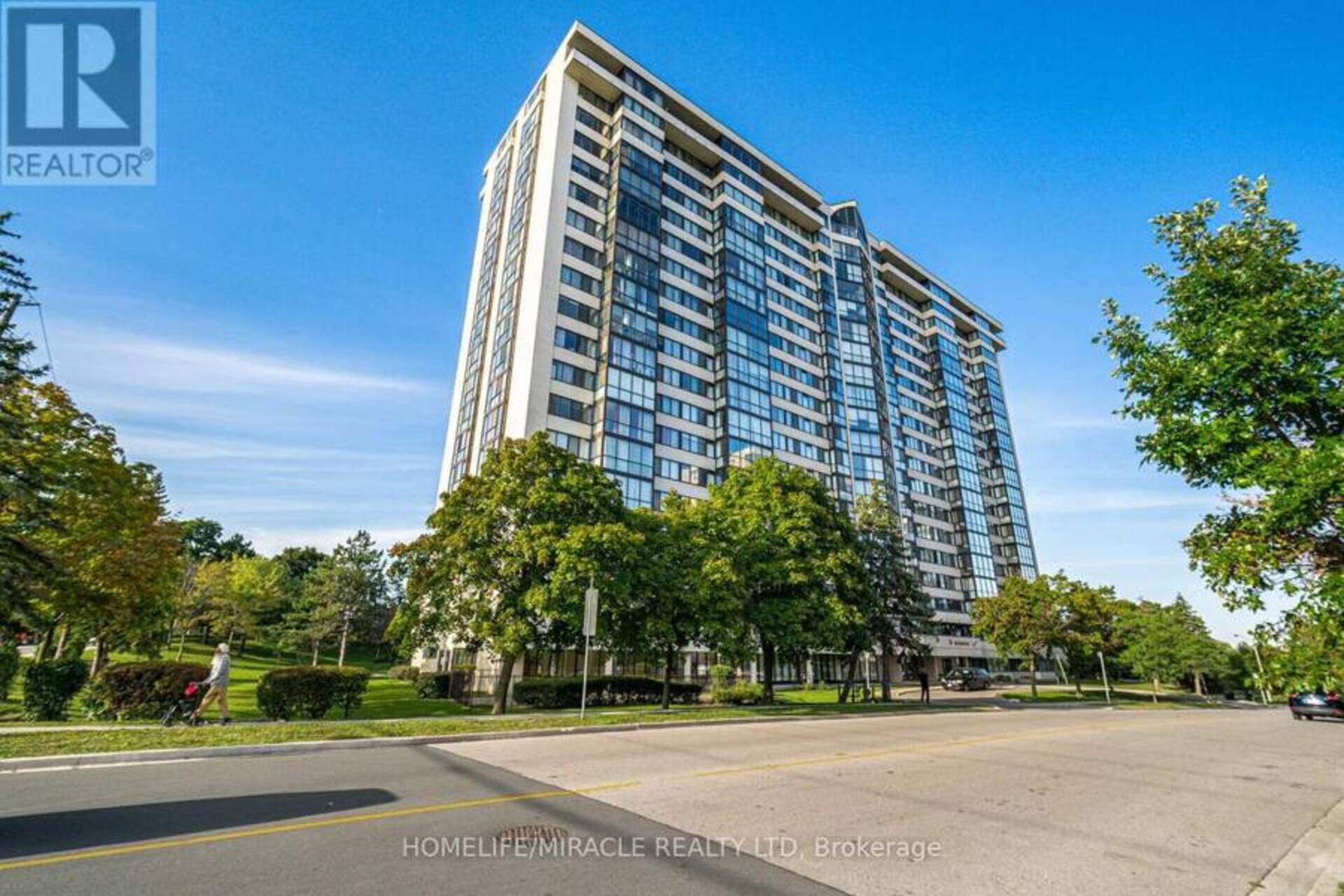 403 - 10 MARKBROOK LANE Toronto