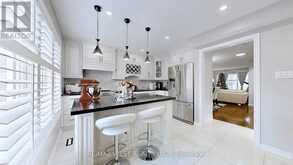 10 VIA CASSIA DRIVE Toronto