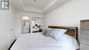 215 - 18 REAN DRIVE Toronto