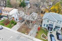 92 BEXHILL AVENUE Toronto