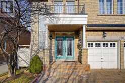 26 GREEN MEADOWS CIRC MAINFL Toronto