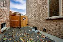 816 ELVIDGE TRAIL Newmarket