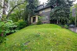 15 PINE HILL ROAD Toronto