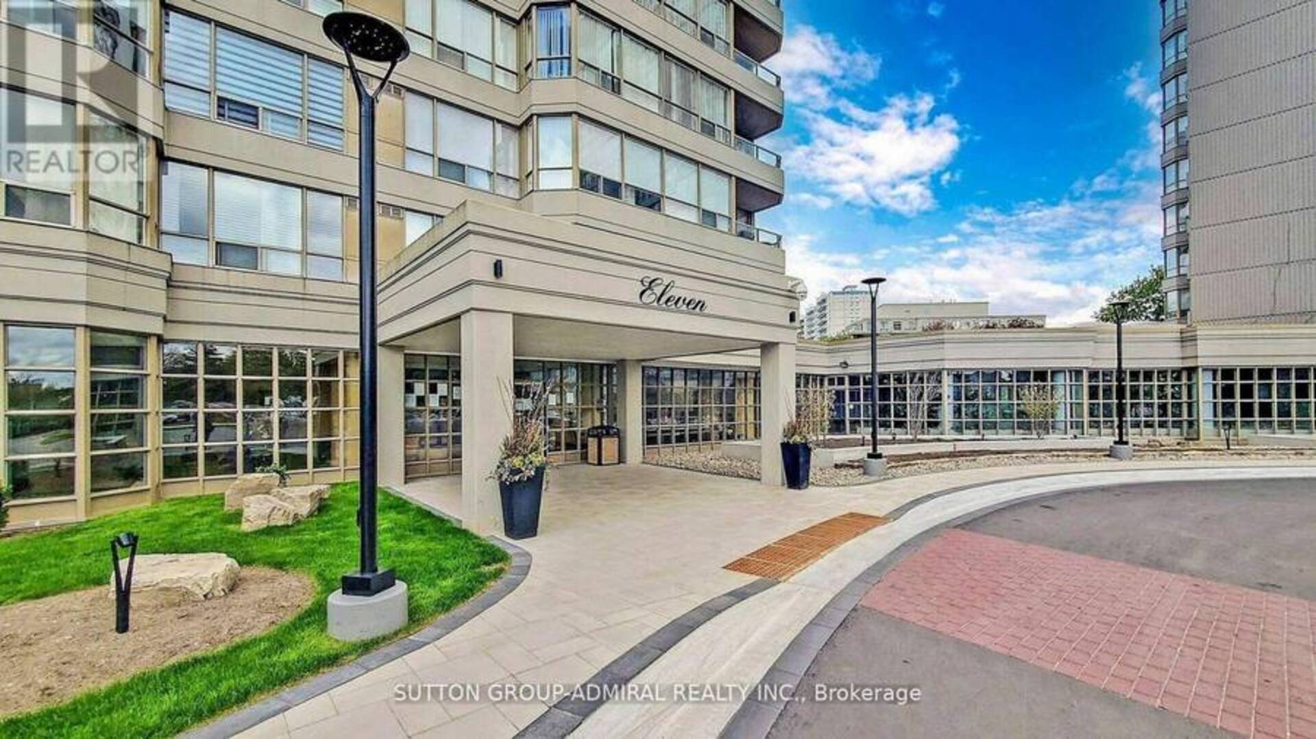 1203 - 11 TOWNSGATE DRIVE Vaughan