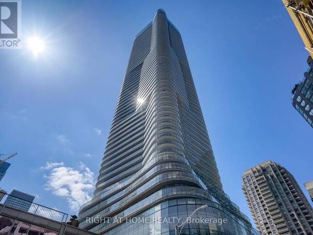 4305 - 11 WELLESLEY STREET W Toronto Ontario