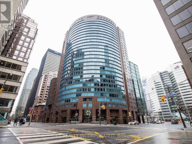 2405 - 33 UNIVERSITY AVENUE Toronto Ontario