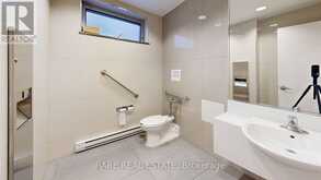 200 - 2828 BATHURST STREET Toronto