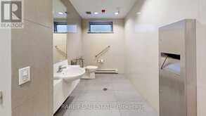 200 - 2828 BATHURST STREET Toronto