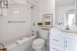 618 - 20 EDGECLIFF GOLFWAY Toronto